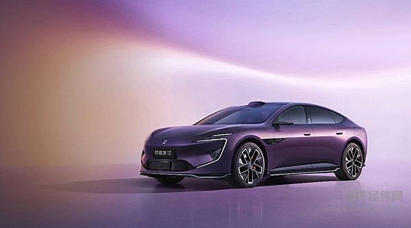 增程式中大型轿车二选一 阿维塔12与昊铂A800谁更强？