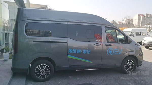 奶爸的“带娃神器”！依维柯聚星 EV：让全家出行幸福感拉满