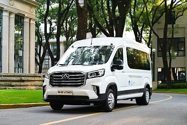 明天，世界目光聚焦“四叶草”！高品质座驾 就在上汽大通！