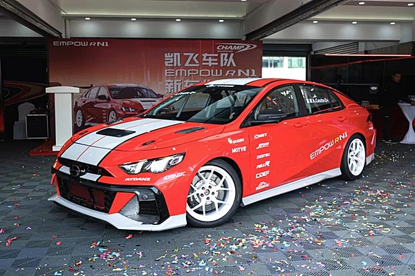 干票大的！凯飞车队推出影豹RN1赛车！