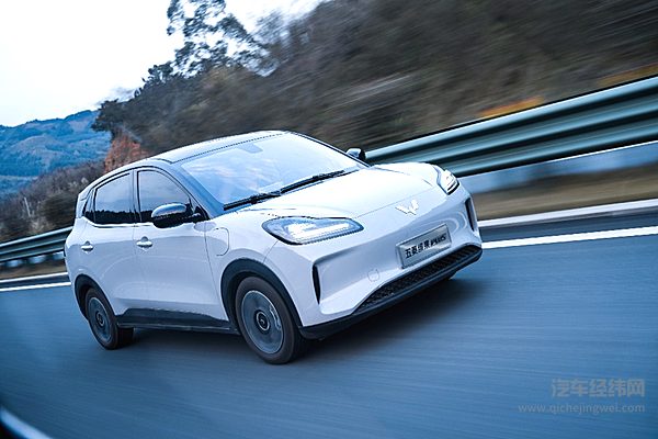 二线纯电代步小车 五菱缤果PLUS与江淮钇为3谁能吸引消费者？