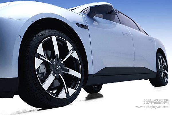 国产新能源轿车对决 小鹏MONA M03靠什么与秦L竞争？