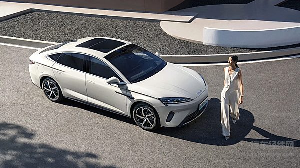 新能源B级车二选一 深蓝L07升级明显能否挑战海豹07？