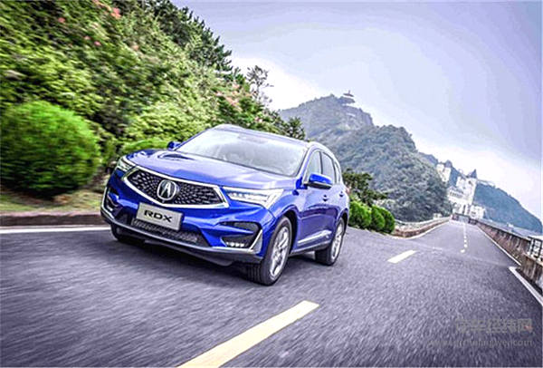 讴歌RDX征服了特立独行的姜文 一定是特别的缘分！