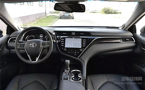 继汉兰达后的丰田新爆款 外观不再丑陋