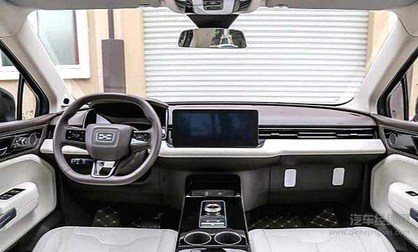 爱驰U5线上零售 参加日内瓦线集体网络发布