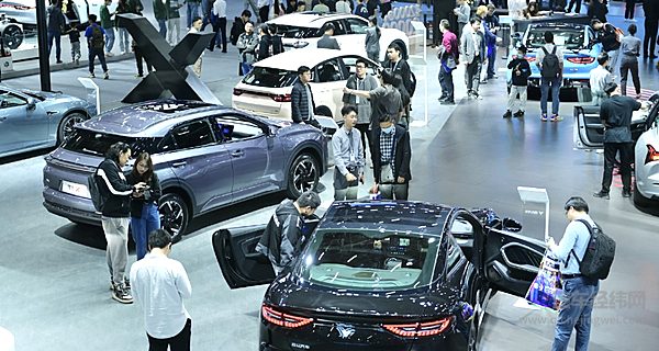 向华为学习 宁德时代能不能玩转滑板底盘？