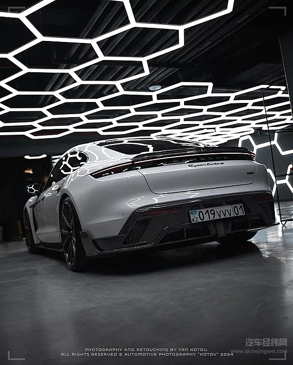 保时捷TaycanMANSORY细花白定制版