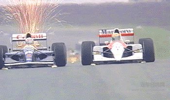 赛车和量产车有什么不同？