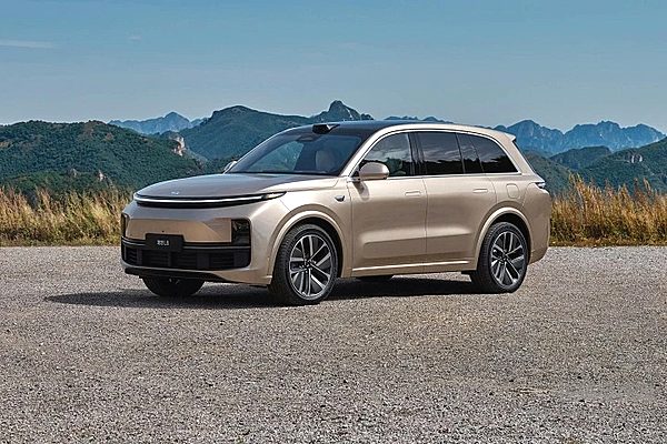 魏牌蓝山智驾版低价高配能否挑战理想L8？