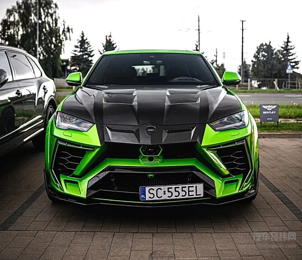 兰博基尼URUSMANSORY定制版