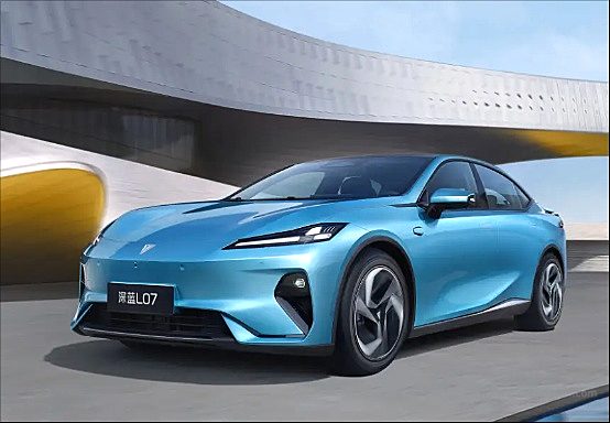 增程VS插混！深蓝L07可以挑战海豹07 DM-i吗？