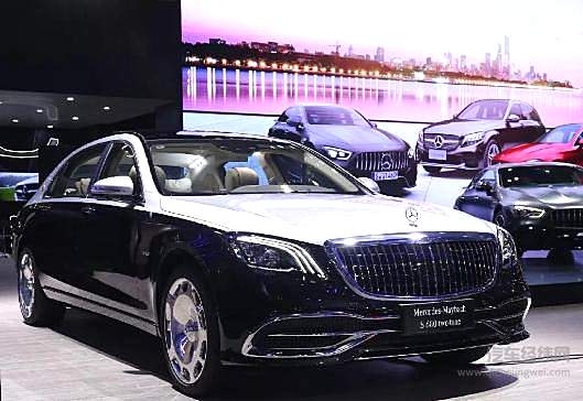 戴姆勒携前沿产品技术亮相中国国际进口博览会！