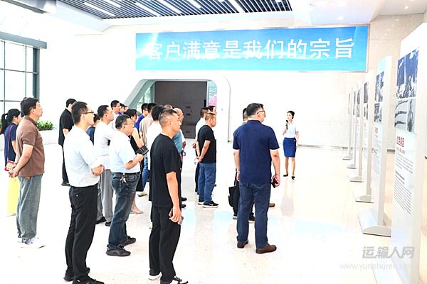 雷沃重工閃耀濰坊動力裝備產(chǎn)業(yè)鏈 展現(xiàn)硬核實力