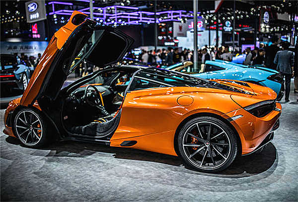 金龙傍身！不是黑涩会！闲人回避！生人勿近！