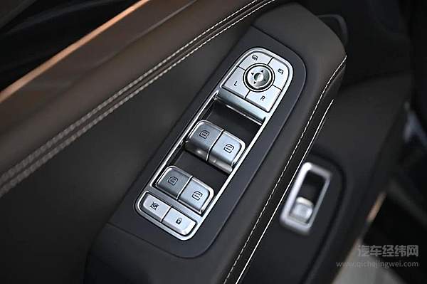 红旗H9上市 重新定义C级豪华市场新格局！