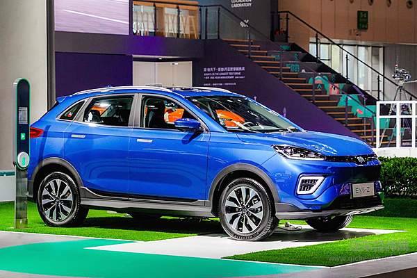 零接触智能交互纯电SUV——威马EX5-Z