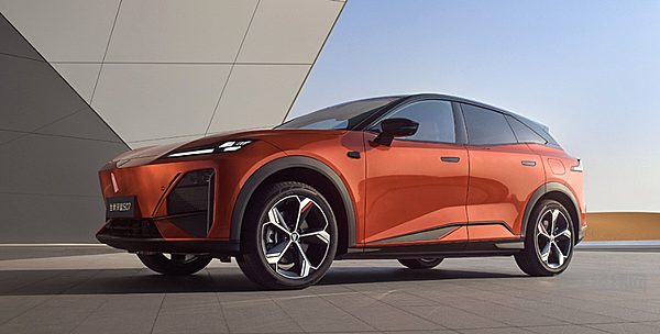 尚界H5对比深蓝S07 15万级新能源SUV的双强对决