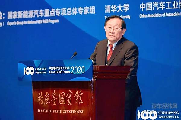 　　全国政协副主席、中国科协主席万钢