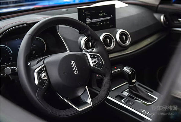 VV7/VV5车队三亚驰骋引注目 WEY品牌2018加速度持续领航