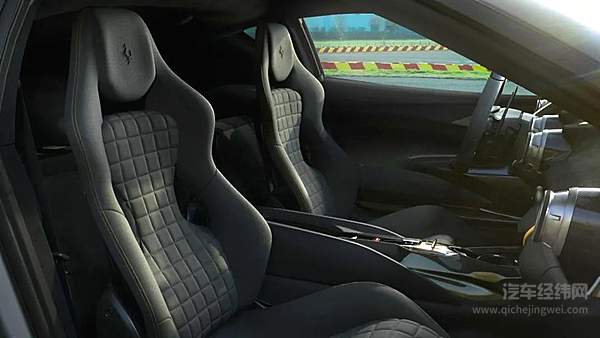 法拉利最强公路超跑 812 Competizione首发亮相