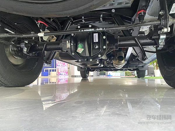 年中大促 依价到位！依维柯火力全开 售价8.99万元起