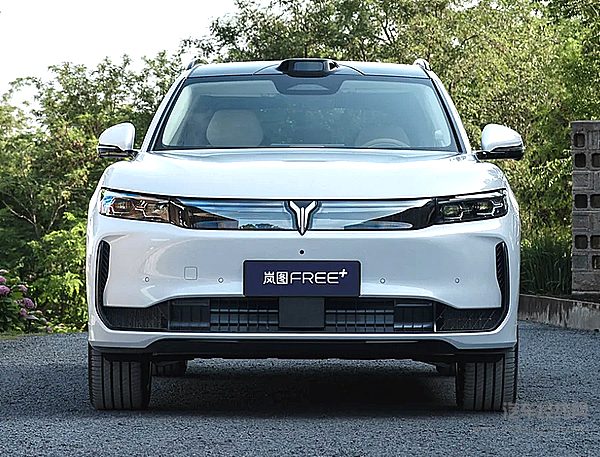 都有鸿蒙座舱和乾崑智驾 传祺向往S9与岚图FREE+谁更有性价比？