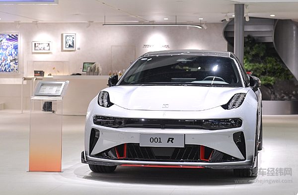 76.9万元起售 正式上市的极氪001 FR是竞争者还是花瓶？