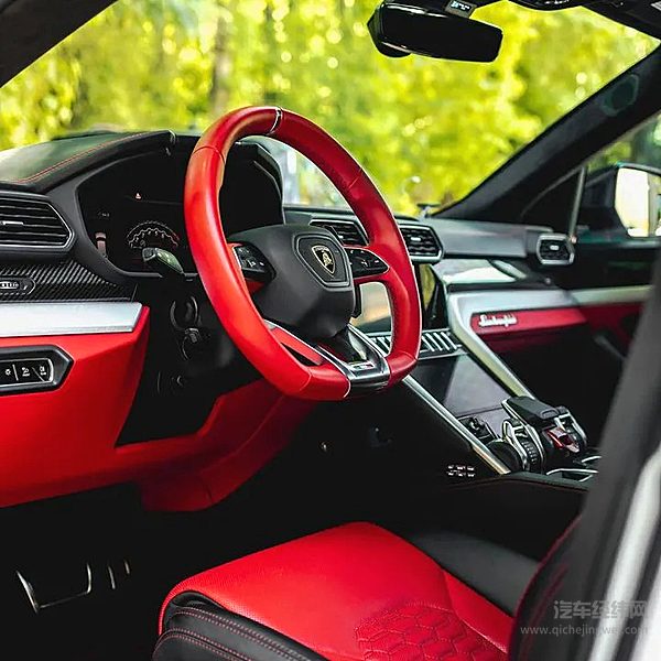 兰博基尼URUSMANSORY定制版