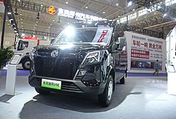 東風(fēng)御風(fēng)V9E 115kw 單排純電動 封閉廂式貨車 (DFA5040XXYBEV5)77.28kwh