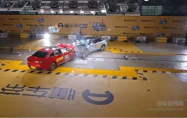 碰撞事件持续发酵！比亚迪刀片电池能否力排非议