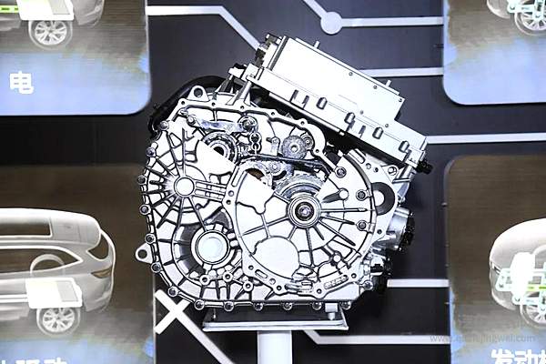 高集成混动DHT变速器