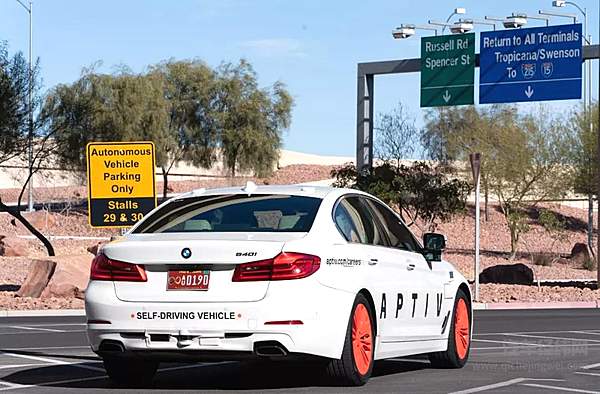 完成9.5万次接送服务 自动驾驶在赌城的小步快跑