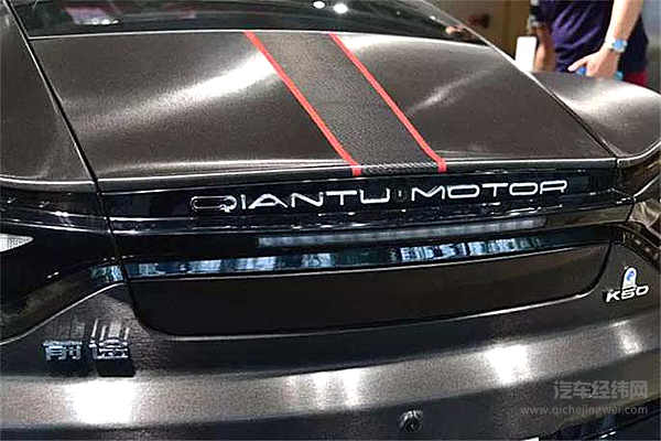 国产跑车终于崛起，实车到店6月底开卖，网友：砸锅卖铁买的起吗