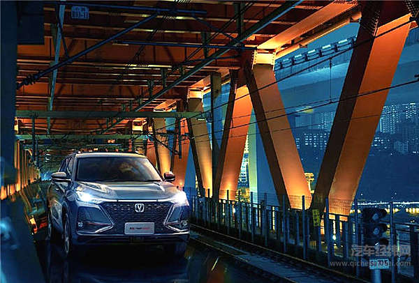 长安汽车智慧工厂首款产品正式下线 CS75 PLUS来势凶猛！