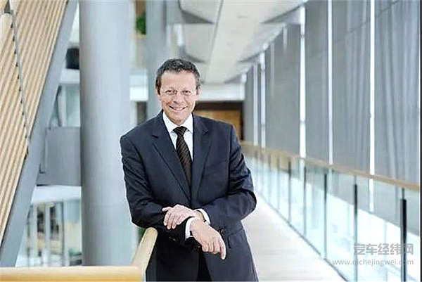 任思明（Michael-Julius Renz） 