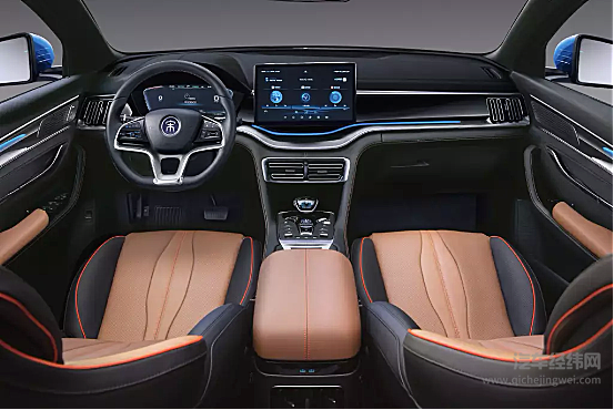 集体冲击高端市场 国产新能源真的很贵吗？