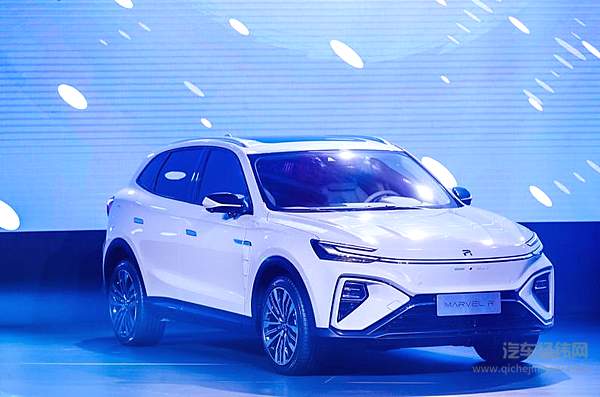 16.28万元起享620km超长续航 荣威R ER6“芯”动上市