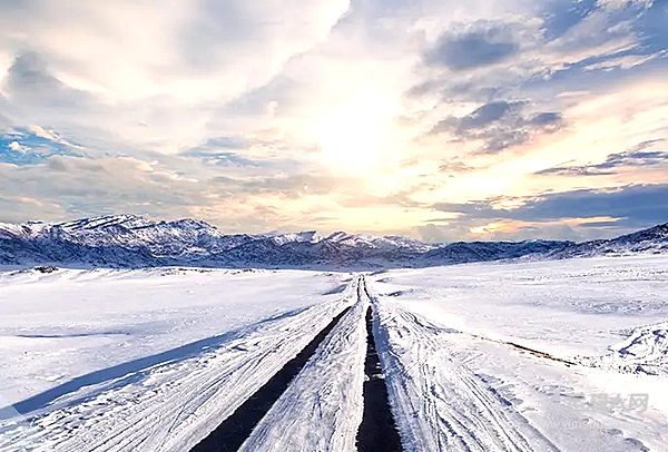 暴风雪中的温情：山东司机救援哈萨克斯坦被困者