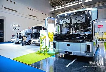比亚迪全新客车C11亮相武汉商用车展，加速推动道路客运电动化
