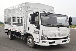 上汽跃进大拿T1 重装版 180kw 4X2 4.2米 仓栅式纯电动轻卡载货车 (SH5047CCYMFEVWZ2)120kwh