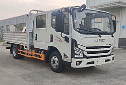 江铃轻卡凯运+ 156马力 4X2 3.2米 栏板式国六轻卡载货车 (JX1044TSGC26)