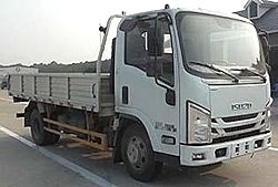 江西五十铃翼放 143马力 4X2 4.2米 栏板式国六轻卡载货车 (JXW1040CDJD2)