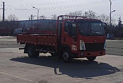 中国重汽轻卡统帅 170kw 4X2 10.15米 栏板式纯电动轻卡载货车 (ZZ1187K7115Z1EV2A)165.4kwh