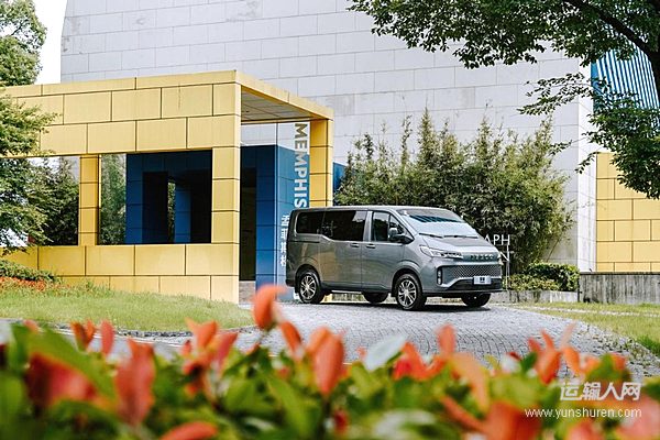 依维柯聚星 重新定义客运行业高效与舒适之旅