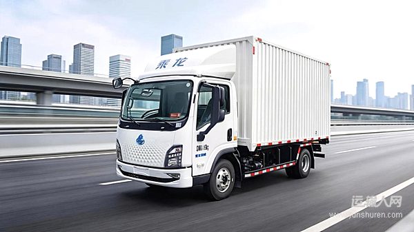 乘龙翼威2小霸龙城际物流车:500km长续航 每公里电费仅4毛