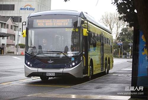 比亚迪首台BYD ADL Enviro200EV XLB纯电动大巴驶入“风帆之都”新西兰