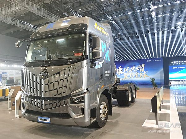 翻山越岭无压力 乘龙HK LNG 720马力牵引车适配干线全工况