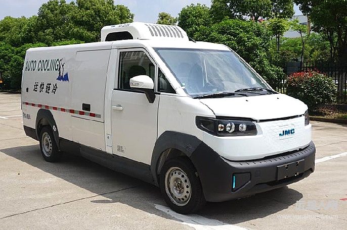 江铃汽车新能源E路顺冷藏车的配图1