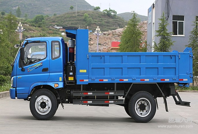 力帆时骏斯卡特中卡130马力4x2自卸车lfj3055g4